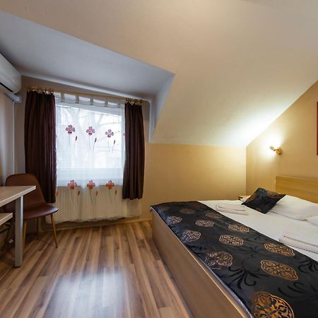 Penzion Siesta Vráble Dış mekan fotoğraf